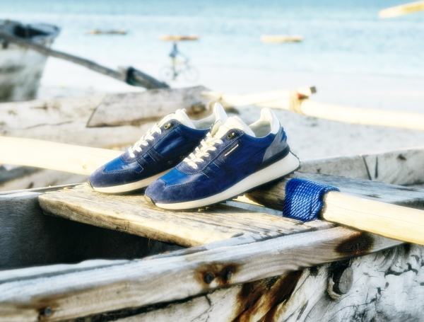 Introimage : Summer vibes with new sneakerstuff by FvB
